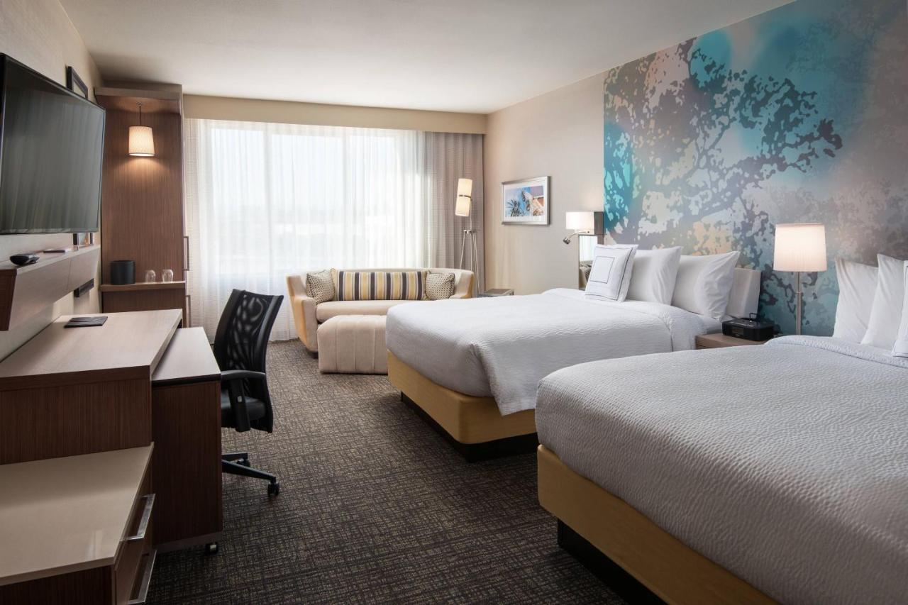 Courtyard By Marriott Irvine Spectrum Luaran gambar