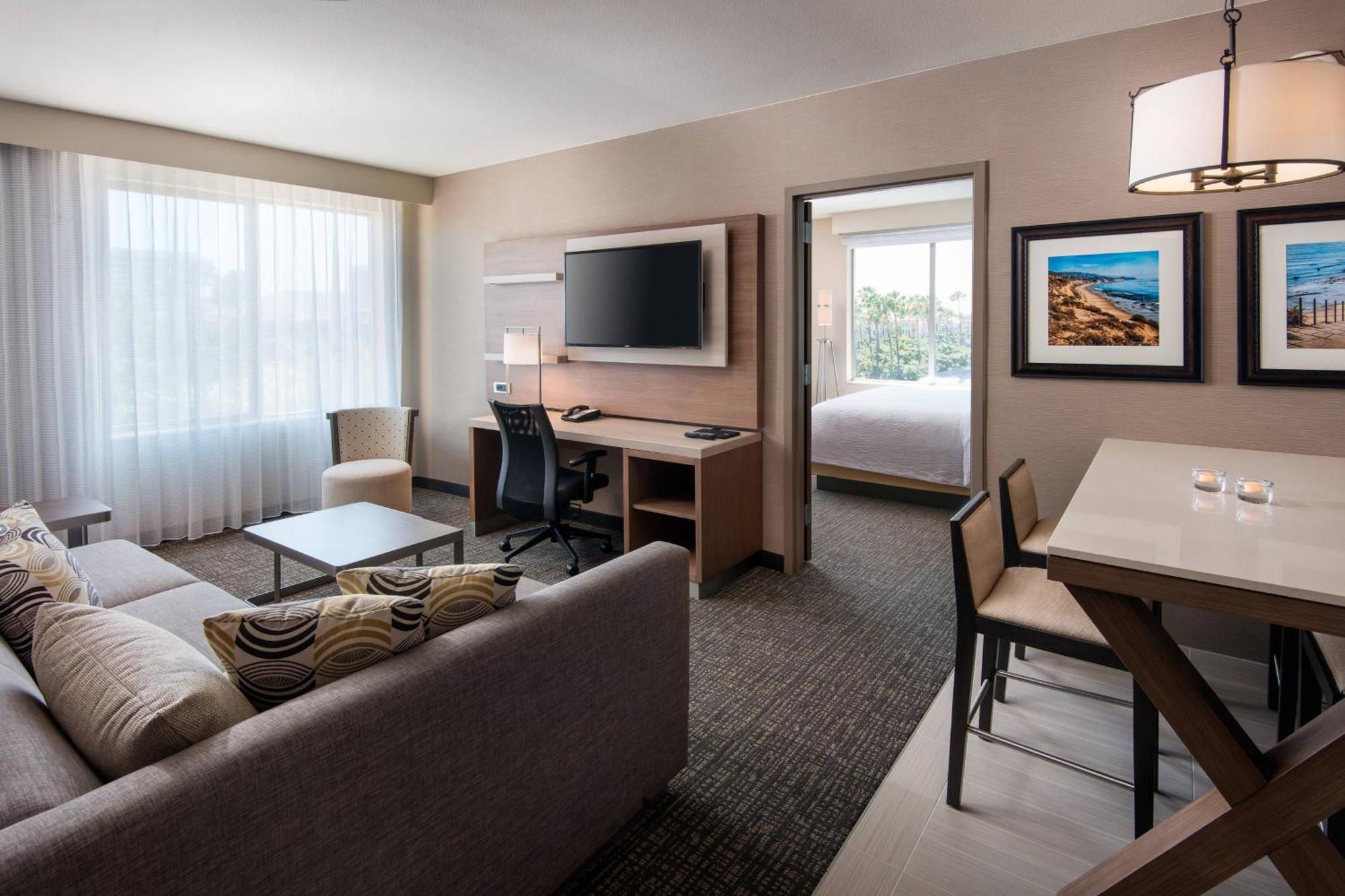 Courtyard By Marriott Irvine Spectrum Luaran gambar